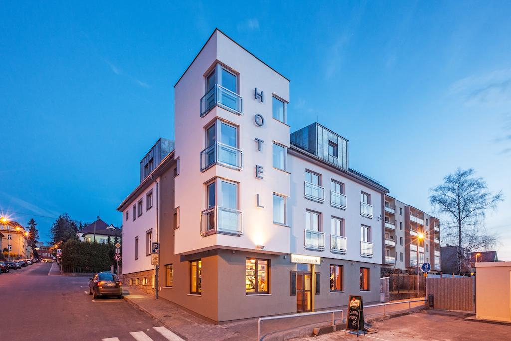 Graphic Hotel Novy Jicin Exterior photo