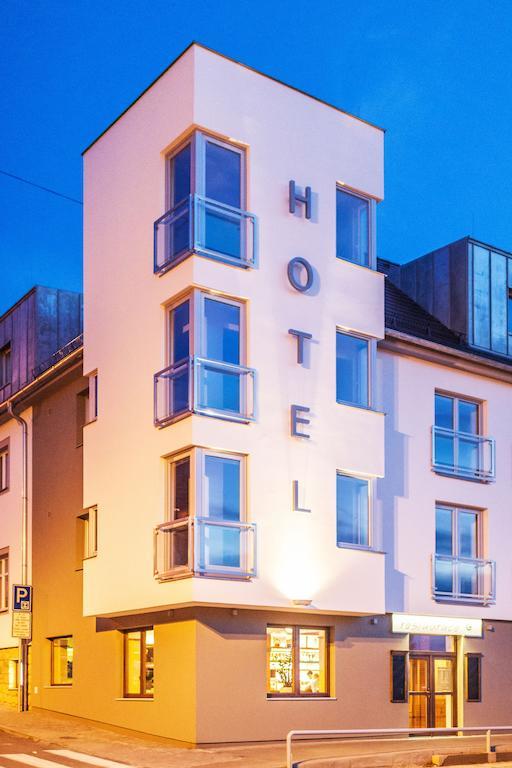 Graphic Hotel Novy Jicin Exterior photo